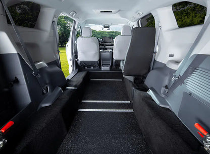 Toyota Sienna Hybrid RE