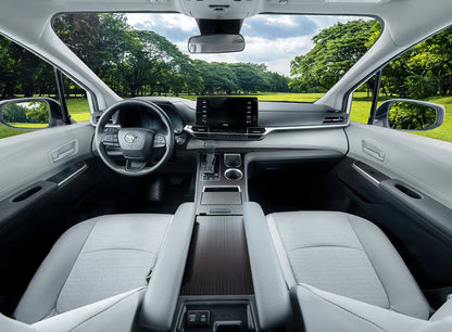 Toyota Sienna Hybrid RE