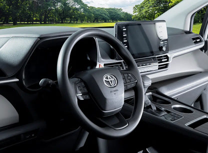 Toyota Sienna Hybrid RE